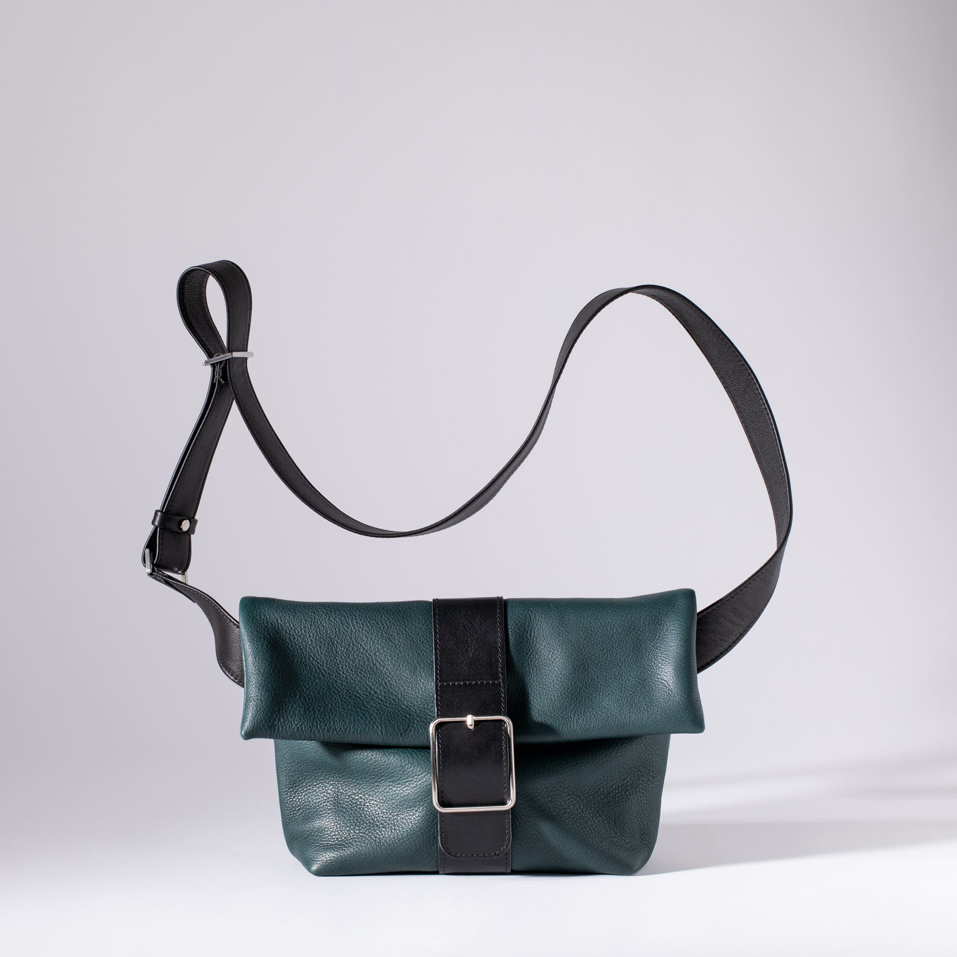 Neuheiten aus Hirschleder | Handgefertigte Taschen & Accessoires